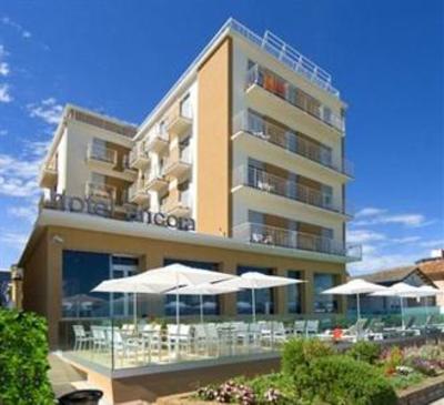 фото отеля Hotel Ancora Jesolo