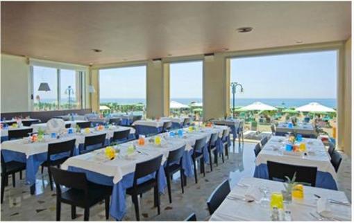 фото отеля Hotel Ancora Jesolo