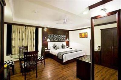 фото отеля Hotel Parkland Kalkaji New Delhi