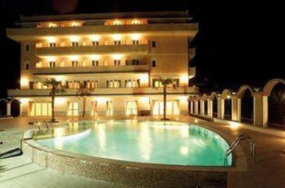 фото отеля Grand Hotel Osman