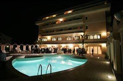 фото отеля Grand Hotel Osman