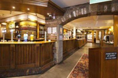 фото отеля Premier Inn Bradford South Leeds
