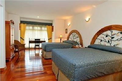 фото отеля Hotel El Rodeo Country Inn