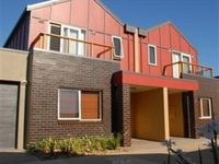 The Lakes Apartments