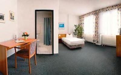 фото отеля Hotel im Kaiserpark