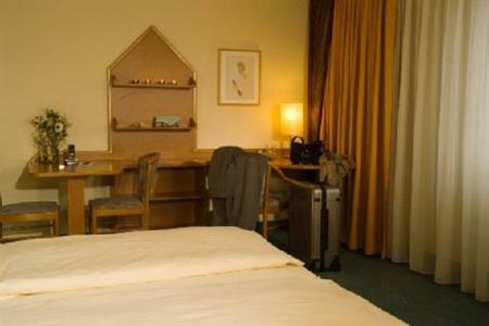 фото отеля Hotel Residenz Oberhausen
