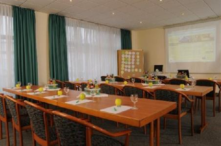 фото отеля Hotel Residenz Oberhausen