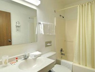 фото отеля Super 8 Motel Airport South Irving