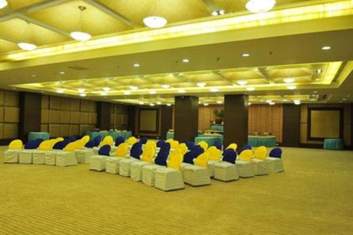 фото отеля Cambay Grand Ahmedabad