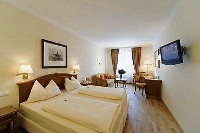фото отеля Romantikhotel Traube