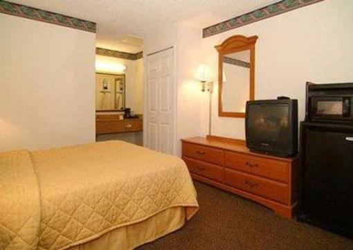 фото отеля Quality Inn and Suites Mount Dora