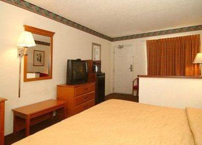 фото отеля Quality Inn and Suites Mount Dora