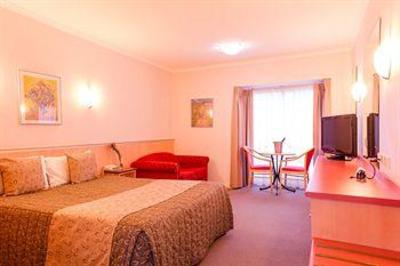 фото отеля The Waverley International Hotel