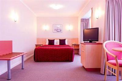 фото отеля The Waverley International Hotel