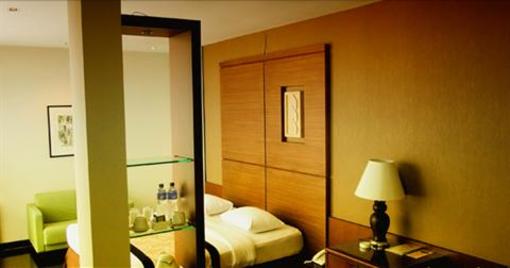 фото отеля Hotel Nyland Pasteur