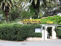 La Petite Auberge