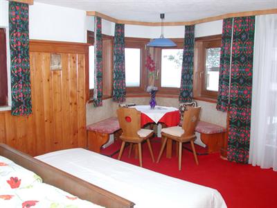 фото отеля Gastehaus Zugspitzblick