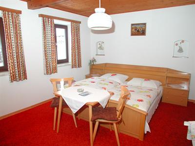 фото отеля Gastehaus Zugspitzblick