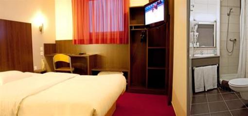 фото отеля Hotel Arena Clermont-Ferrand