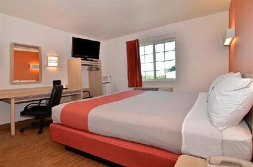 фото отеля Motel 6 Oceanside Downtown