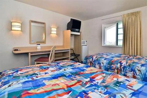 фото отеля Motel 6 Oceanside Downtown