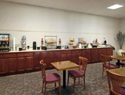 фото отеля Super 8 College Station