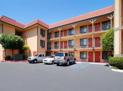 фото отеля Best Western Courtesy Inn El Cajon