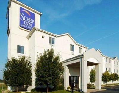 фото отеля Sleep Inn & Suites Davenport (Iowa)