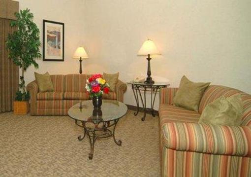 фото отеля Sleep Inn & Suites Davenport (Iowa)