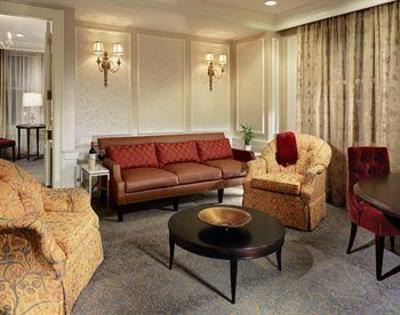 фото отеля The Lenox Hotel