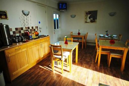 фото отеля The Hollies Guest House