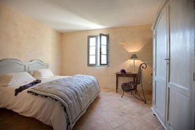 фото отеля Hôtel Le Saint Cirq Tour-de-Faure