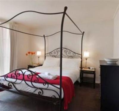 фото отеля StayCentral Melbourne Serviced Apartments St Kilda