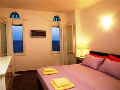 фото отеля Andros Prive Suites