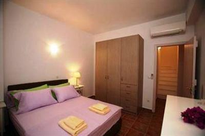 фото отеля Andros Prive Suites