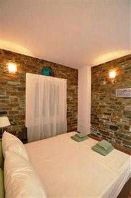 фото отеля Andros Prive Suites