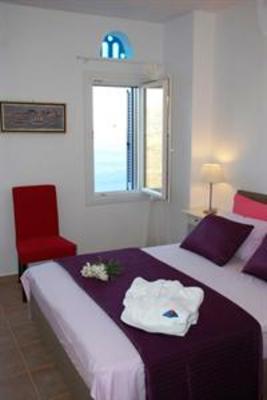 фото отеля Andros Prive Suites