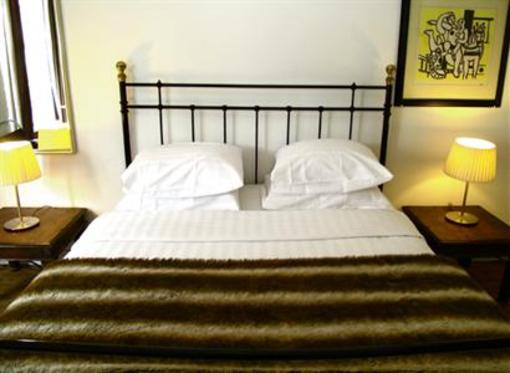 фото отеля Amistad Apartments