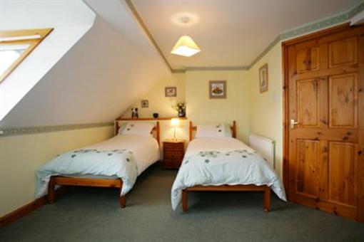 фото отеля Redhall Cottage Restaurant with Rooms