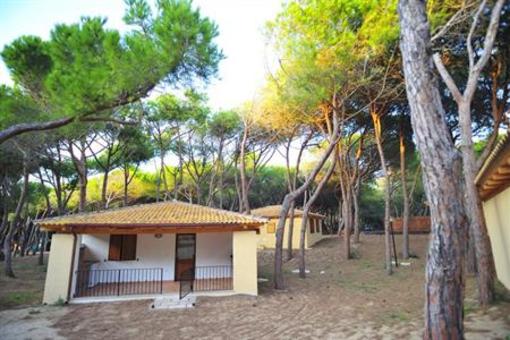 фото отеля Is Arenas Camping Village