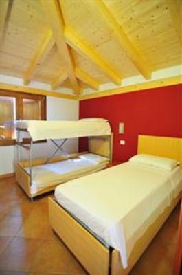 фото отеля Is Arenas Camping Village