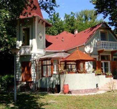 фото отеля Szemesi Villa
