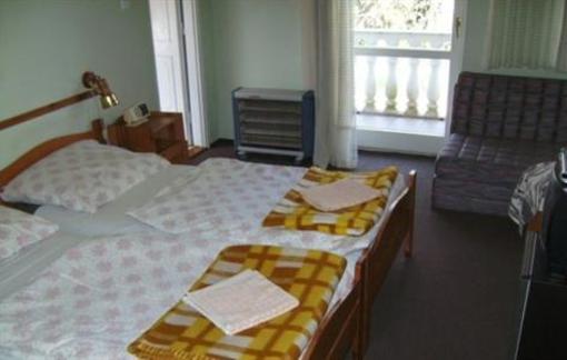 фото отеля Szemesi Villa