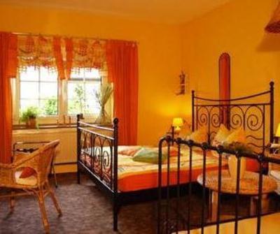 фото отеля Hotel Zum Goldenen Stern Jüterbog