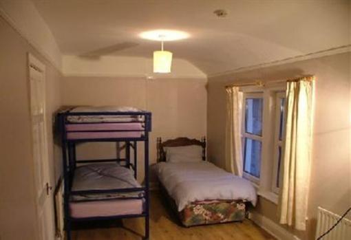 фото отеля Portrush Holiday Hostel