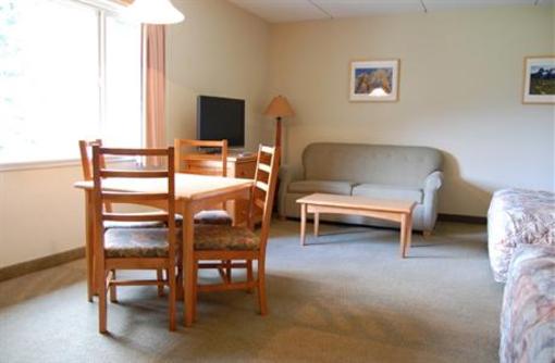 фото отеля Manning Park Resort