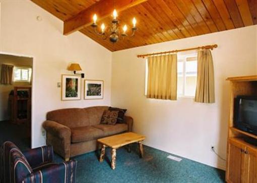 фото отеля Manning Park Resort