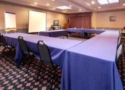 фото отеля Comfort Suites Terre Haute