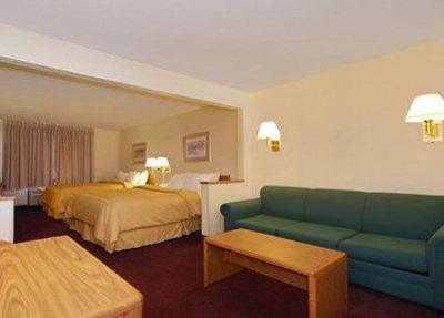фото отеля Comfort Suites Terre Haute