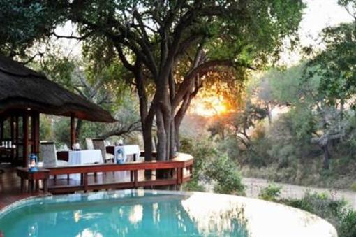 фото отеля Imbali Safari Lodge